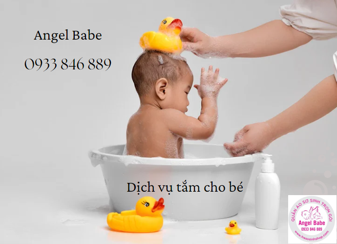 Dịch vụ tắm cho bé sơ sinh tại quận tân phú